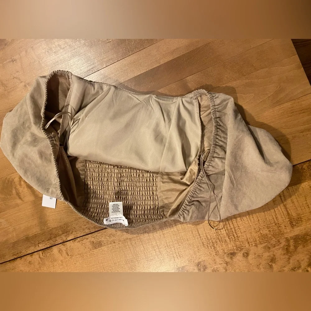Kirious LA Tan Colored Suede Feel Crop Top Size M Shirred back Pheasant Pirate - Picture 4 of 5